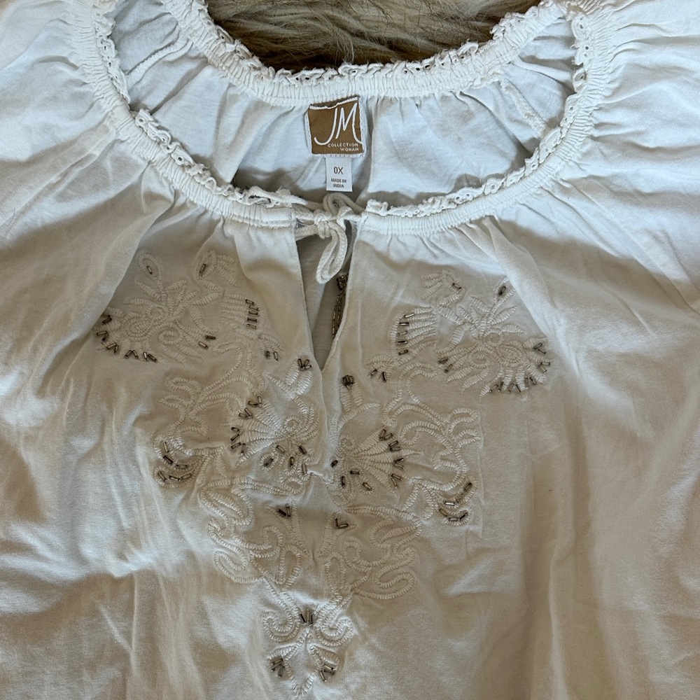 JM Collection White Ruffled Blouse - Picture 2 of 5